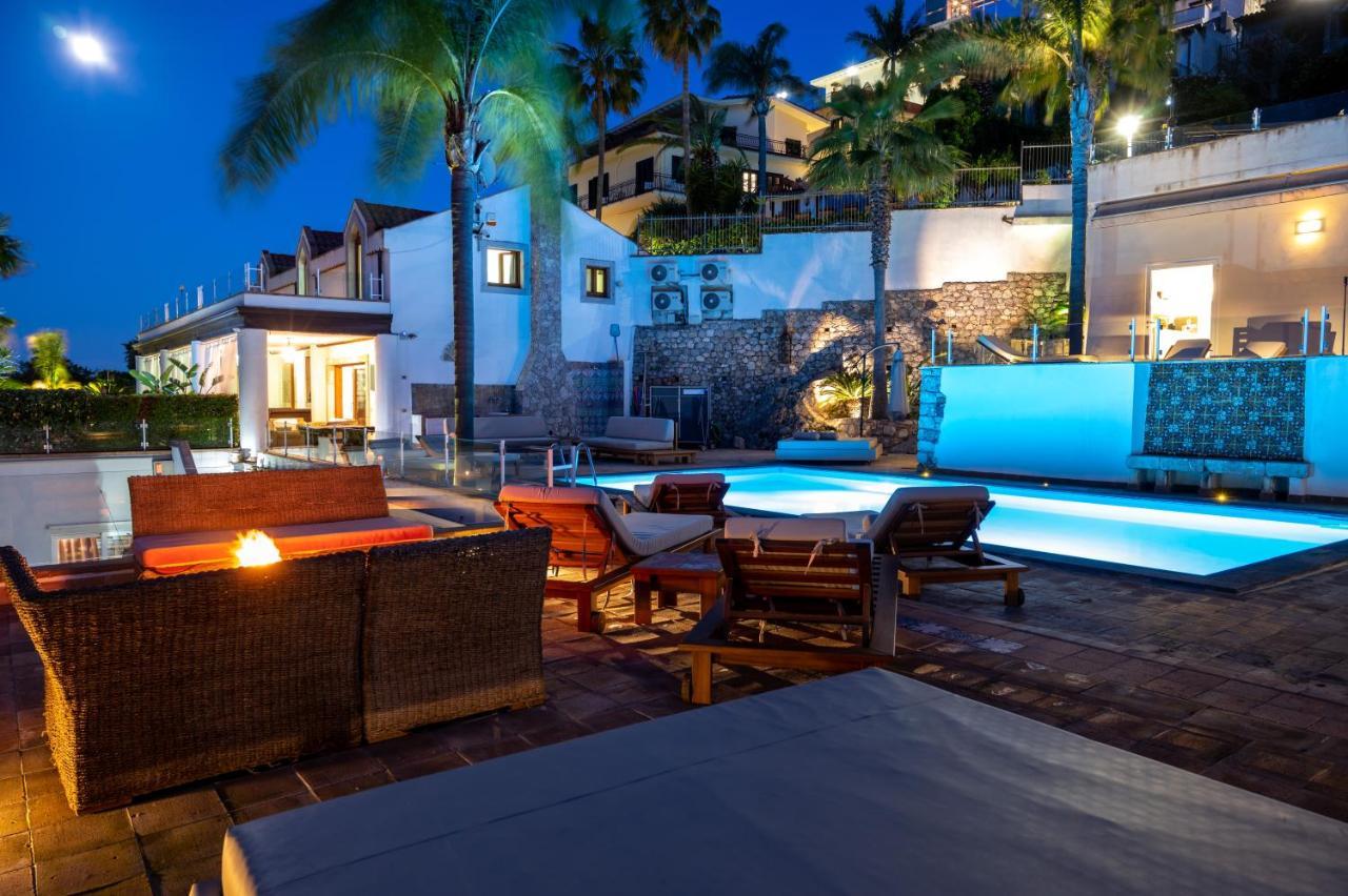 Luxury Taorum Villa With Spectacular Sea Views In Taormina Bagian luar foto