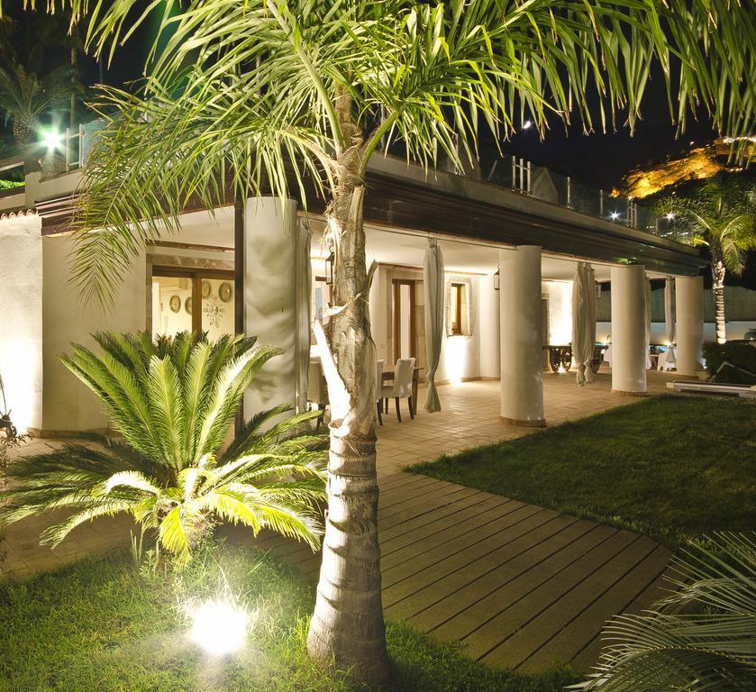 Luxury Taorum Villa With Spectacular Sea Views In Taormina Bagian luar foto