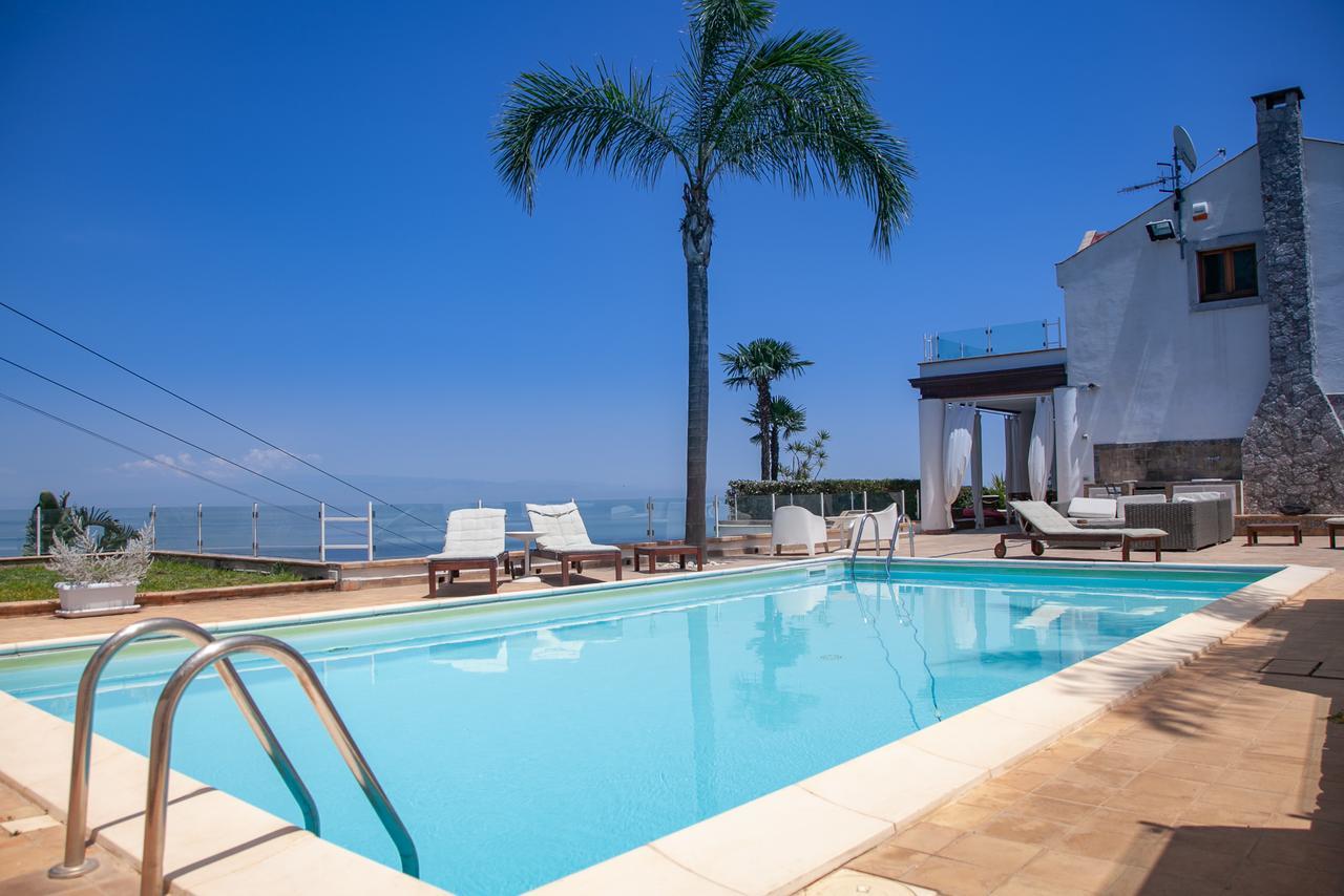 Luxury Taorum Villa With Spectacular Sea Views In Taormina Bagian luar foto